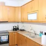 όμορφο με αυλή Apartment