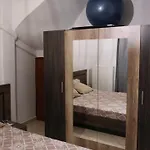 όμορφο με αυλή *