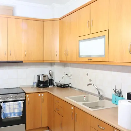 όμορφο με αυλή Apartamento