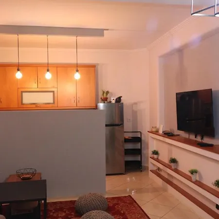 Apartamento όμορφο με αυλή Tessalónica