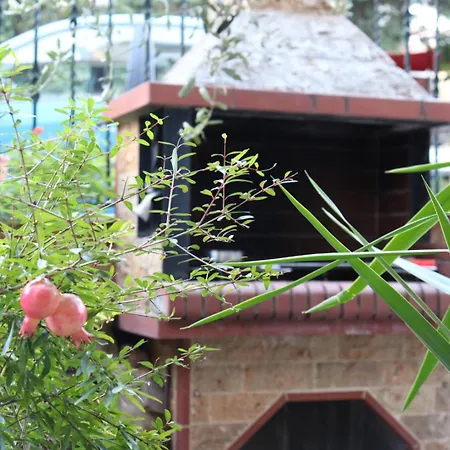 Apartment όμορφο με αυλή