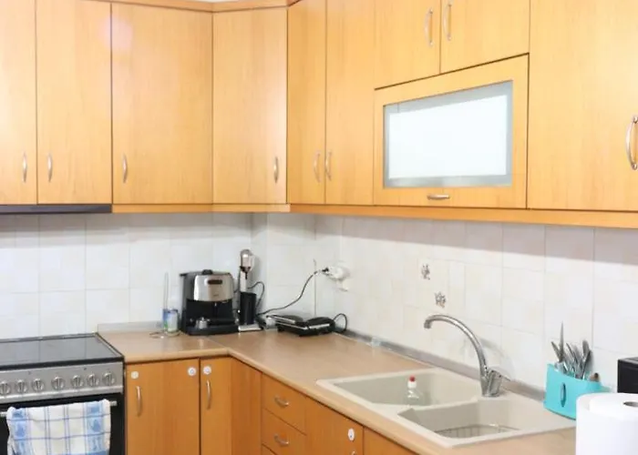 όμορφο με αυλή Apartamento